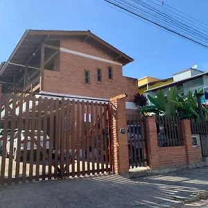 Latitude 27 Bombinhas